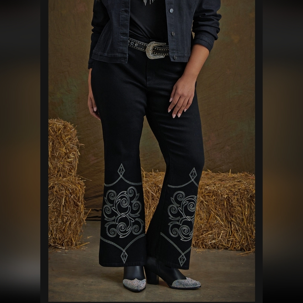 SALE ** BRAND NEW ** Black Embroidered Flare Jeans